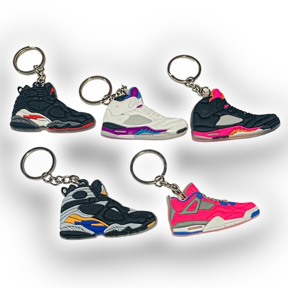 5 Pack of Nike Air Jordan Silicone / Rubber Sneaker Keychains - Picture 1 of 9